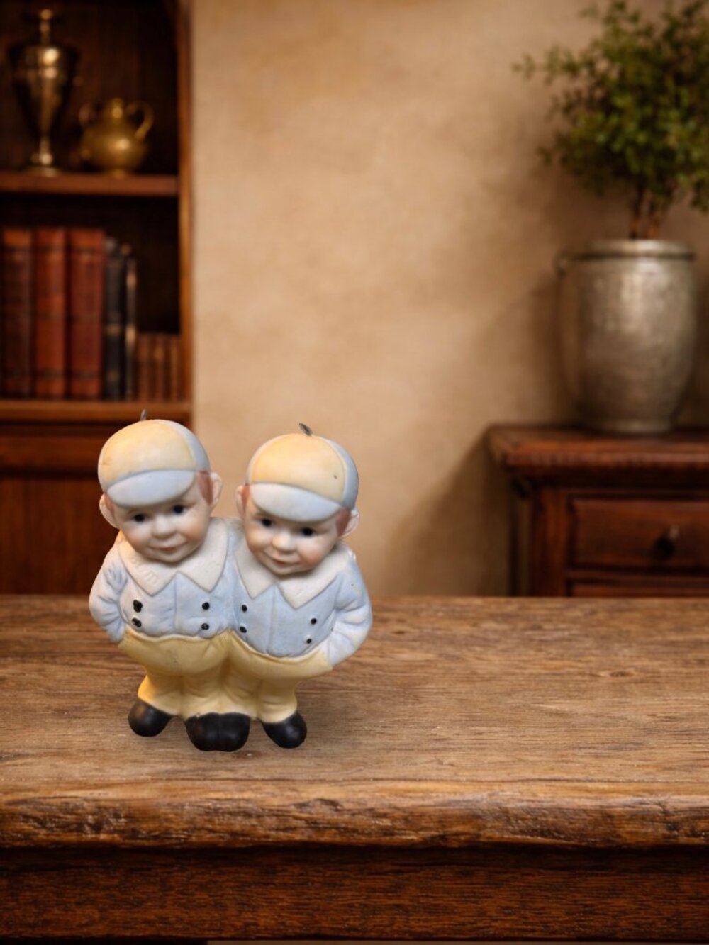 Vintage Silvestri Tweedledum Tweedledee Alice In Wonderland Porcelain Ornament - Picture 2 of 5